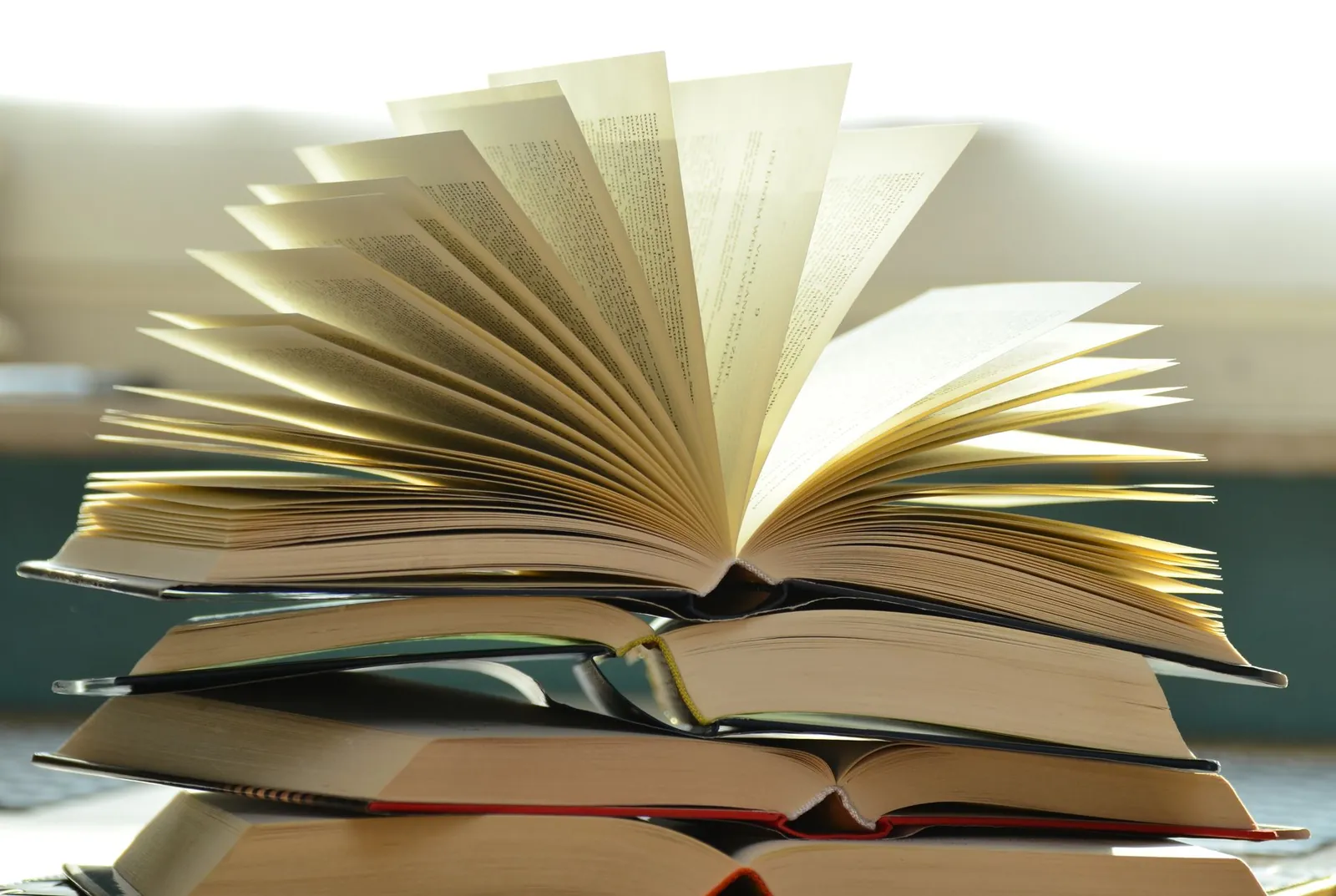 Gliglish AI tutor: is it worth your study time?